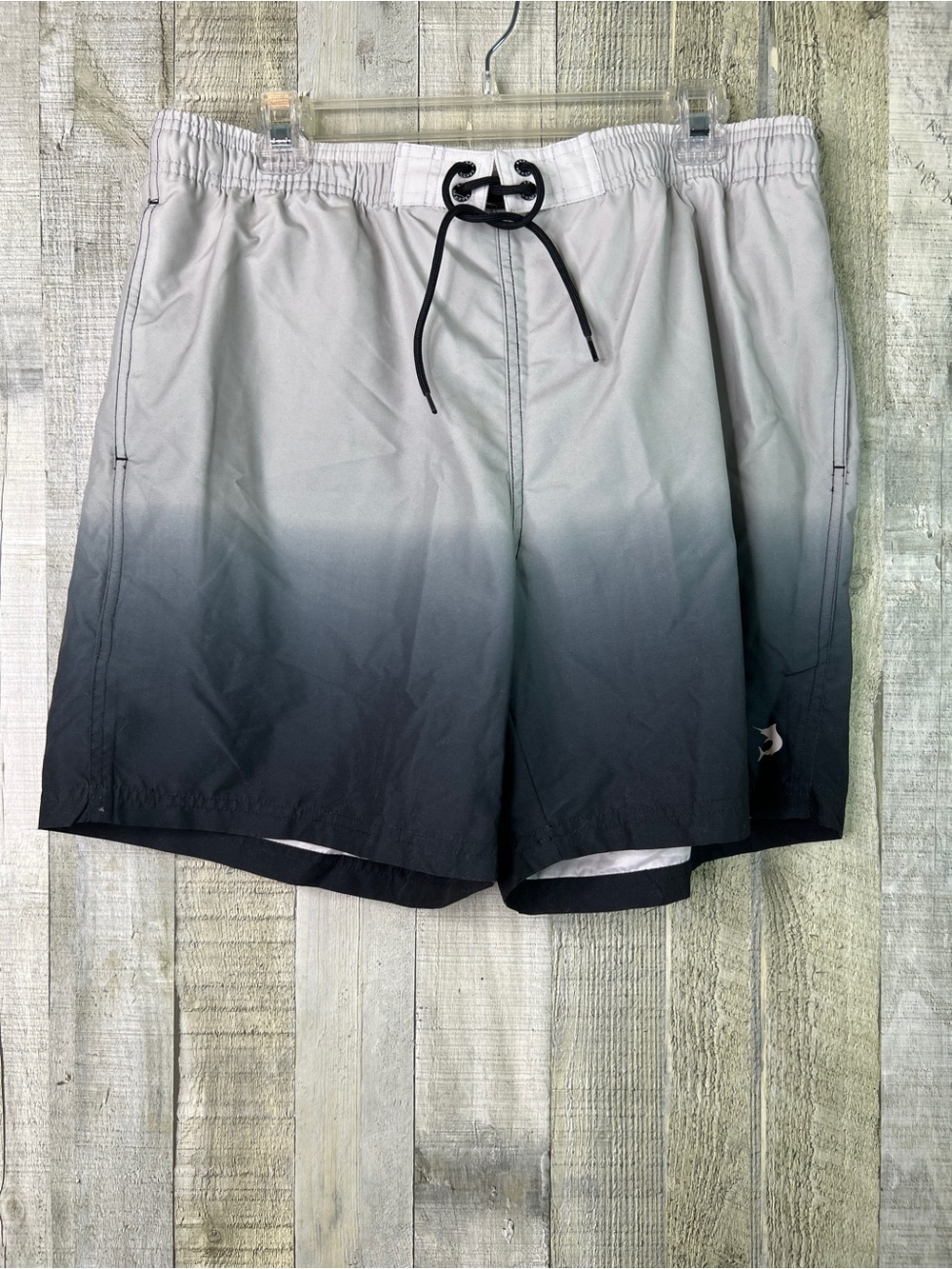 Reel Legends Performance Outfitters Large Gray/Black Swim Trunks Stretch Waist